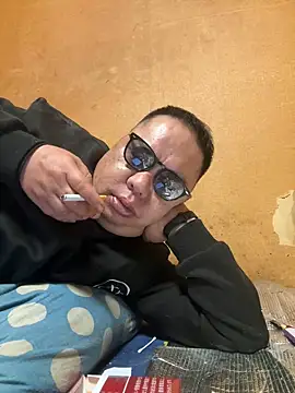 punk0805 online show from March 2026 11:57:01 AM