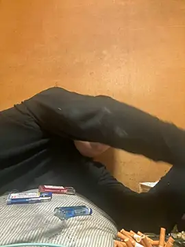 punk0805 online show from April 2026 11:24:01 AM