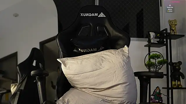 Max cortes1 online show from October 2025 11:55:01 PM