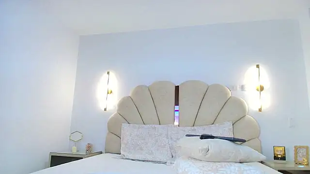 Meghanparker1 online show from November 2025 10:31:02 PM