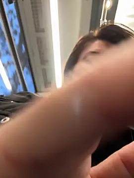 eveangelll online show from November 2025 05:18:01 AM