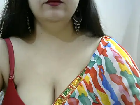 Snapshot of Shruti_139 chatting on July 2026 06:17:02 PM Shruti 139 online show from July 2026 06:17:02 PM