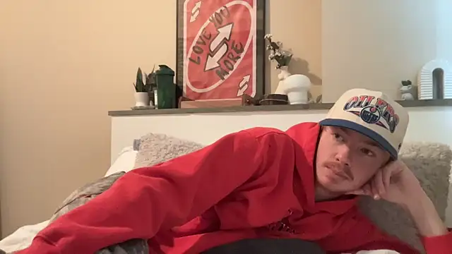 younghungginger online show from December 2024 09:15:01 PM