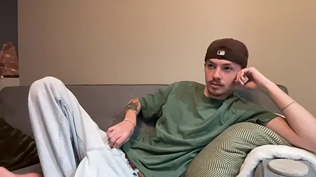 younghungginger online show from November 2025 11:24:01 PM