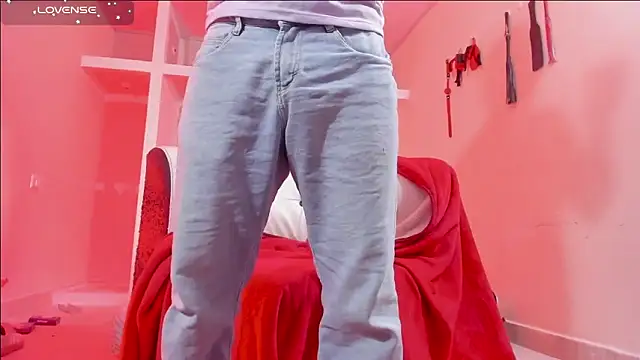 AlejoKhalifa  online show from March 2026 12:14:01 AM