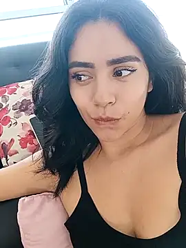 GiiirlPower online show from February 2025 01:44:01 PM