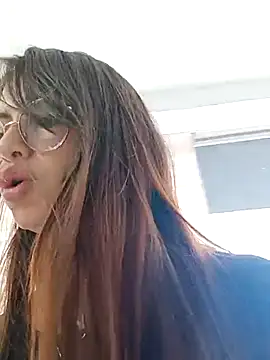 GiiirlPower online show from March 2025 12:37:02 PM