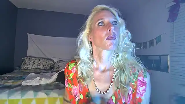 Glamazonx online show from January 2025 01:10:01 AM