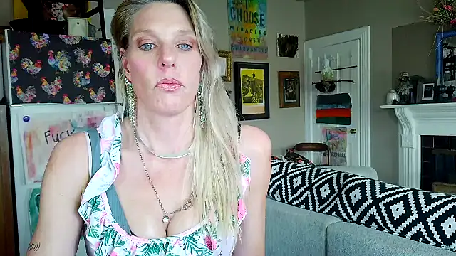 Glamazonx online show from March 2026 09:52:02 PM