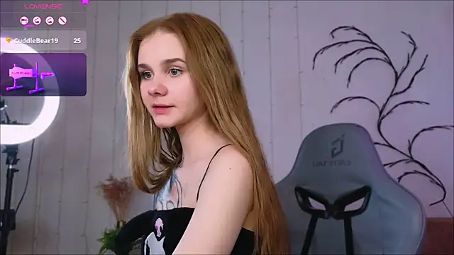 Britney Lynch online show from January 2025 12:14:02 AM