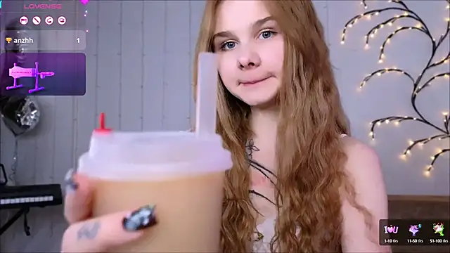 Britney Lynch online show from January 2025 08:43:01 PM