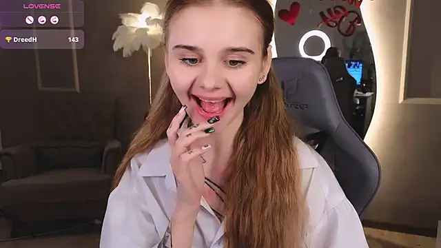 Britney Lynch online show from February 2025 12:17:01 AM