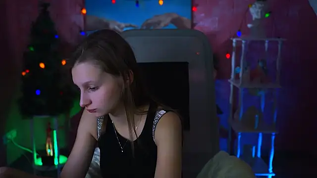 EllaHorton online show from January 2025 05:27:01 AM