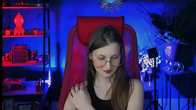 EllaHorton online show from March 2025 08:43:01 PM