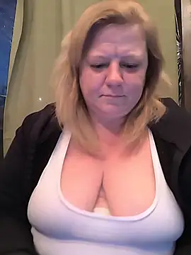 Snapshot of jusichka chatting on June 2026 06:58:02 PM jusichka online show from June 2026 06:58:02 PM