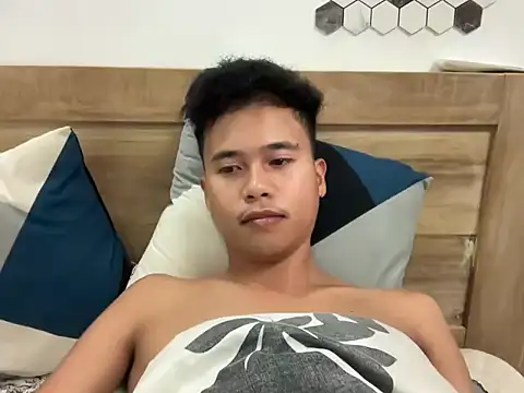 Asiantwink21 online show from September 2025 02:54:01 PM