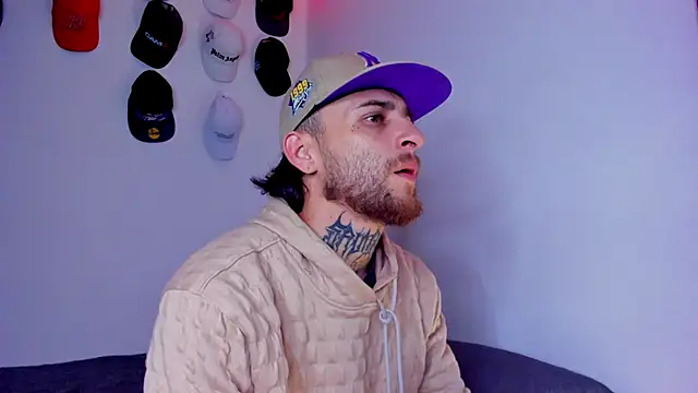 Drako Lamar online show from April 2026 04:08:02 AM