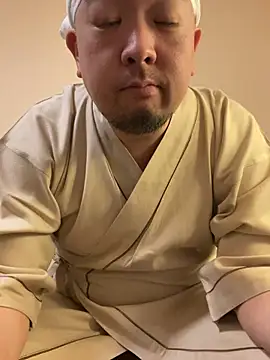 Snapshot of FUJIGON07 chatting on May 2026 02:23:02 PM FUJIGON07 online show from May 2026 02:23:02 PM