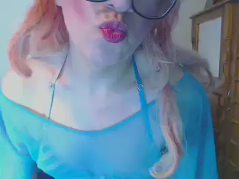 Snapshot of LorenJade chatting on December 2024 09:39:02 AM LorenJade online show from December 2024 09:39:02 AM