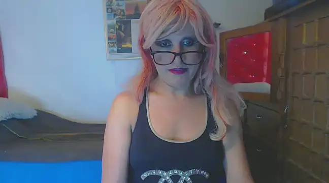 Snapshot of LorenJade chatting on February 2025 06:08:02 AM LorenJade online show from February 2025 06:08:02 AM
