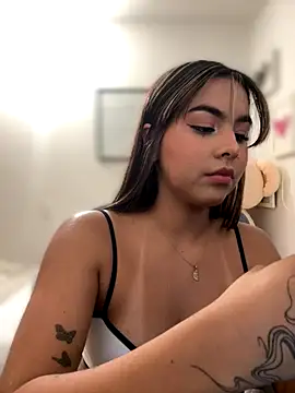 Zarah Blare online show from September 2025 01:10:01 AM