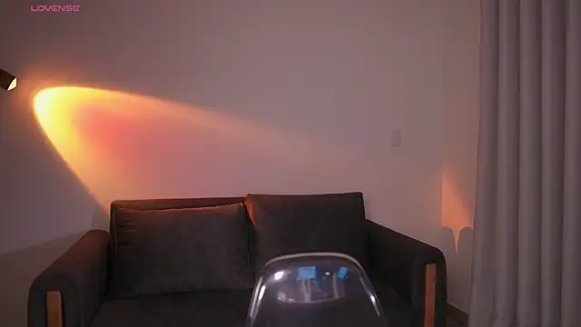 GigiLee  online show from March 2026 02:00:01 AM