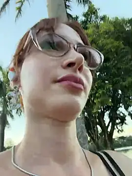 Irresistible24 online show from February 2026 10:06:01 PM