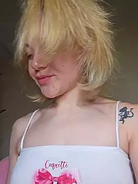 Snapshot of BabySPieS chatting on December 2024 06:53:02 AM BabySPieS online show from December 2024 06:53:02 AM