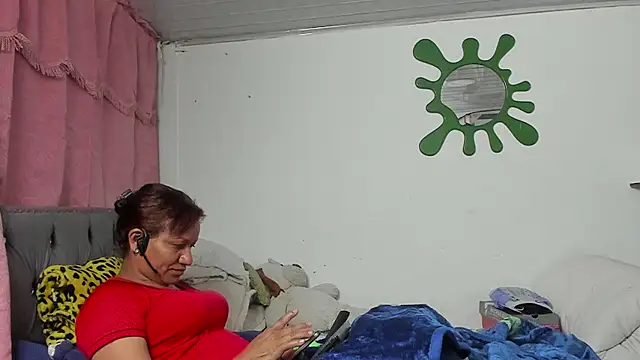 Laflaka22 online show from October 2025 10:54:02 PM