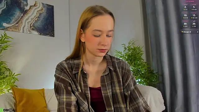 Snapshot of Sweett_Monica chatting on November 2025 01:05:02 AM Sweett Monica online show from November 2025 01:05:02 AM