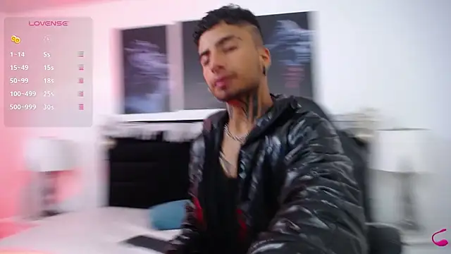 Snapshot of JuanCamiilo_66 chatting on December 2024 02:35:02 AM JuanCamiilo 66 online show from December 2024 02:35:02 AM