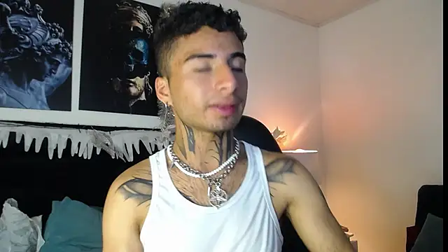 Snapshot of JuanCamiilo_66 chatting on January 2025 02:03:02 AM JuanCamiilo 66 online show from January 2025 02:03:02 AM