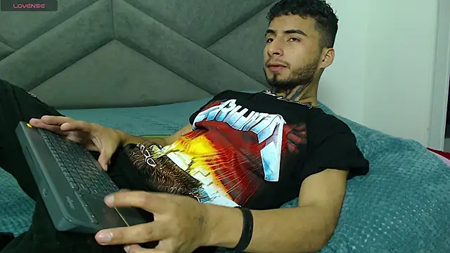 Snapshot of JuanCamiilo_66 chatting on March 2025 01:23:01 AM JuanCamiilo 66 online show from March 2025 01:23:01 AM