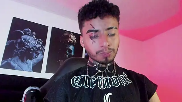 Snapshot of JuanCamiilo_66 chatting on October 2025 03:10:02 AM JuanCamiilo 66 online show from October 2025 03:10:02 AM