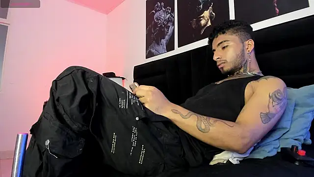 Snapshot of JuanCamiilo_66 chatting on November 2025 04:11:02 AM JuanCamiilo 66 online show from November 2025 04:11:02 AM