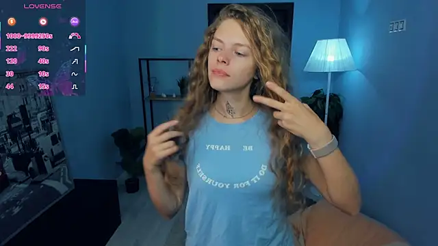 RayaNenlia online show from September 2025 05:02:02 AM