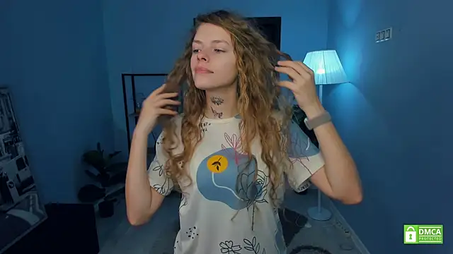 RayaNenlia online show from November 2025 05:07:01 AM