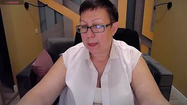 BarbaraTurners online show from December 2024 06:16:01 PM