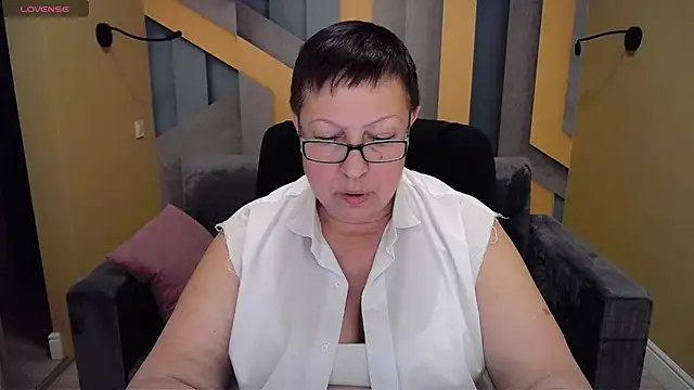 BarbaraTurners online show from December 2024 09:33:01 PM