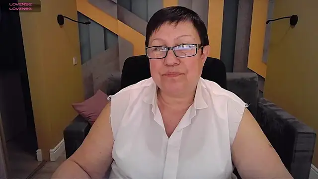 BarbaraTurners online show from February 2025 10:17:02 PM