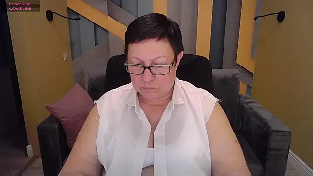 BarbaraTurners online show from February 2025 02:33:01 AM