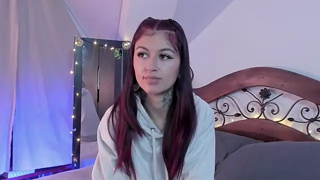 noemi foxxx online show from September 2025 11:44:01 AM