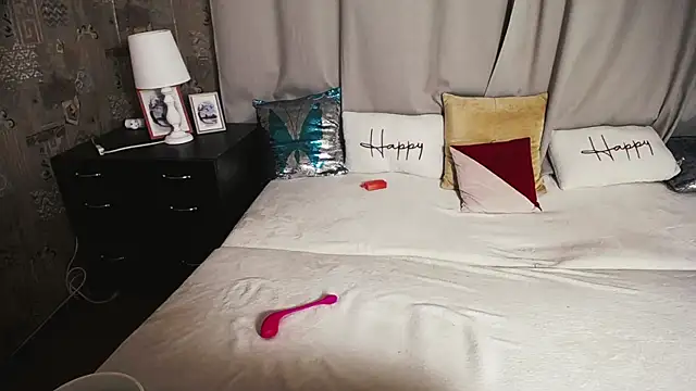 Unusual G online show from December 2025 06:18:01 AM