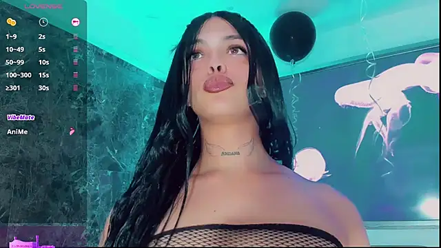 Emmaa Saenz  online show from September 2025 09:49:02 PM