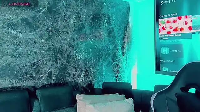 Snapshot of Emmaa_Saenz_ chatting on February 2026 12:25:01 AM Emmaa Saenz online show from February 2026 12:25:01 AM