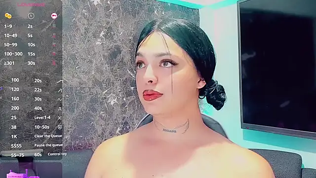 Snapshot of Emmaa_Saenz_ chatting on February 2026 11:54:01 PM Emmaa Saenz online show from February 2026 11:54:01 PM