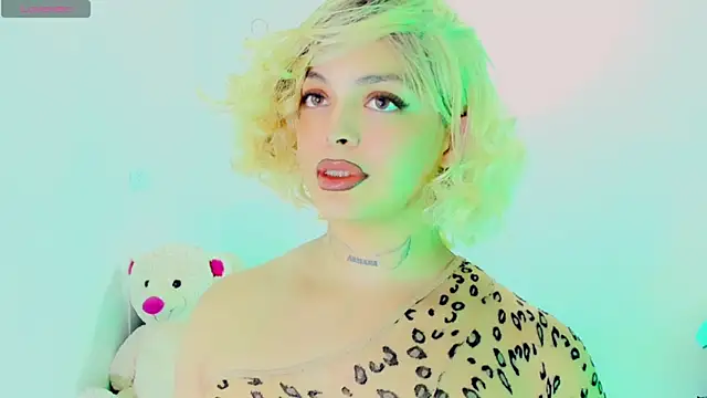 Snapshot of Emmaa_Saenz_ chatting on March 2026 11:33:01 PM Emmaa Saenz online show from March 2026 11:33:01 PM