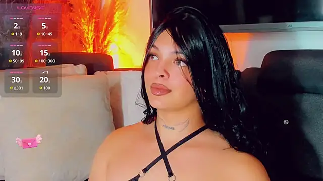 Snapshot of Emmaa_Saenz_ chatting on May 2026 10:25:01 PM Emmaa Saenz online show from May 2026 10:25:01 PM