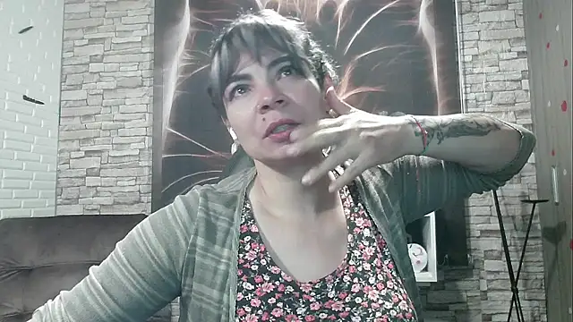 charlotedoll online show from February 2025 06:25:02 AM