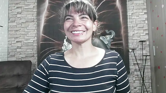 charlotedoll online show from February 2025 02:26:01 AM